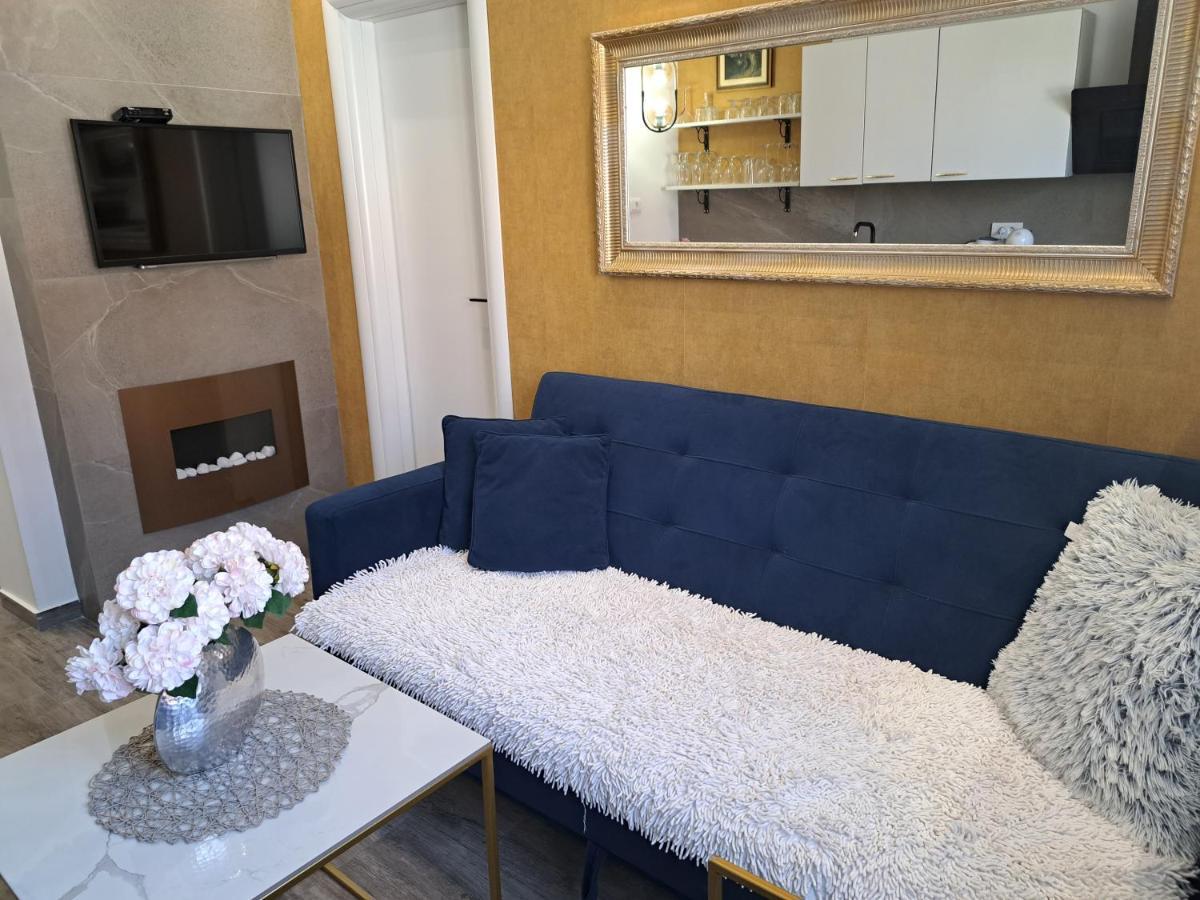 Apartments Brac Supetar Exterior photo