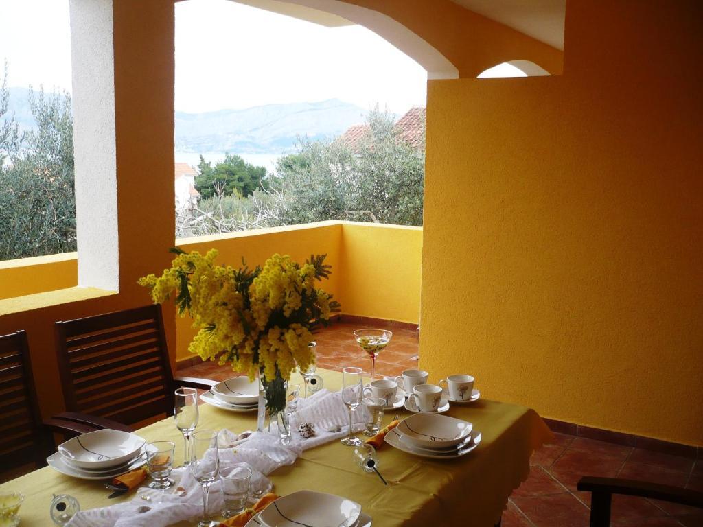 Apartments Brac Supetar Room photo